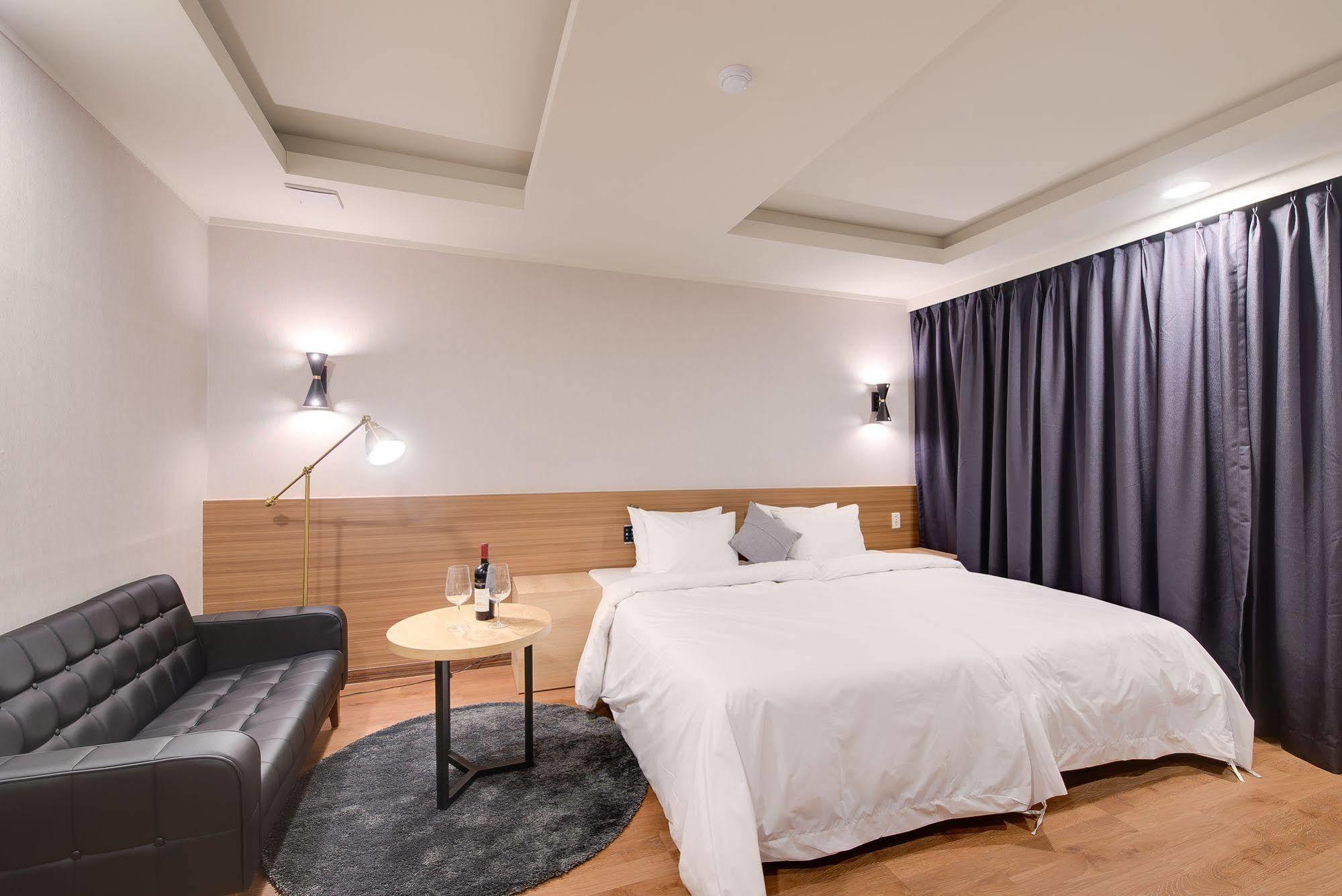 M Hotel Seoul Exterior foto