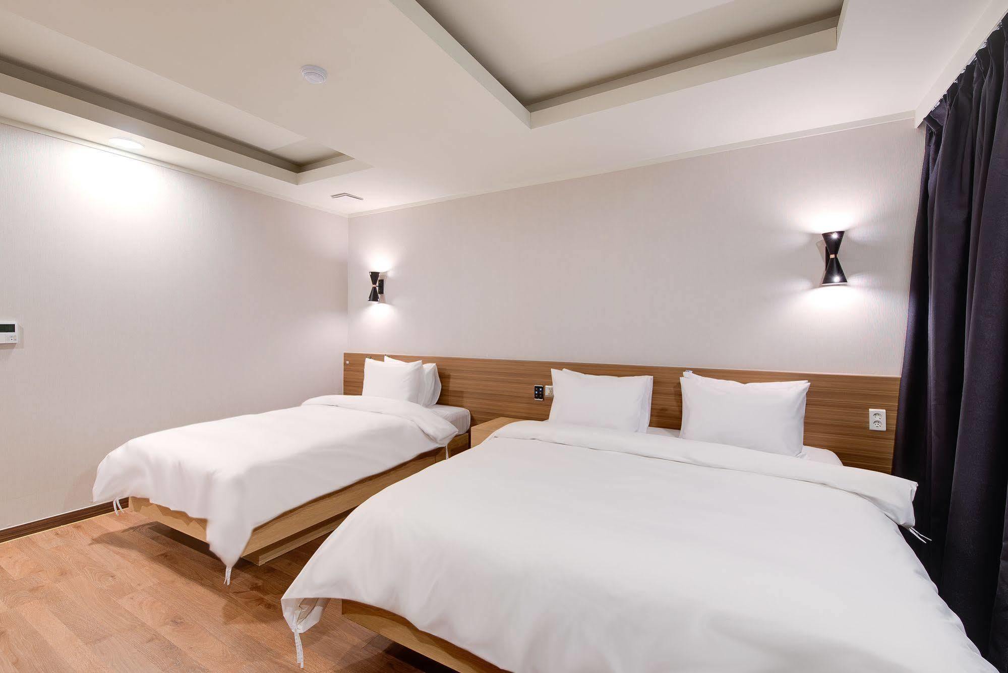 M Hotel Seoul Exterior foto